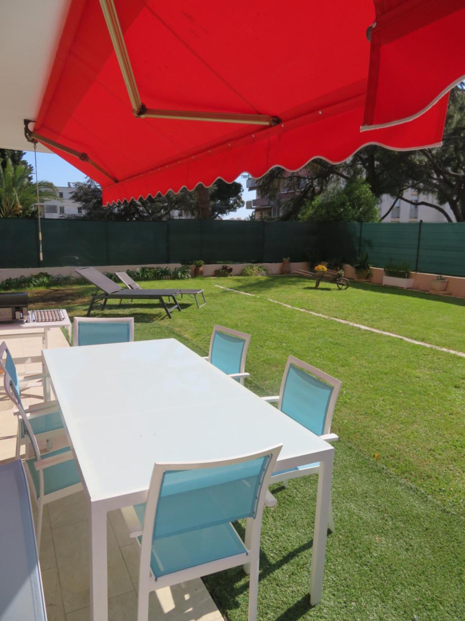 Superbe Rez De Jardin Dans Residence Au Calme ニース エクステリア 写真